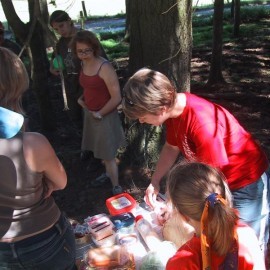 Voorkamp Eerste maaltijd op het terrein - Scouts en Gidsen Zaventem 
